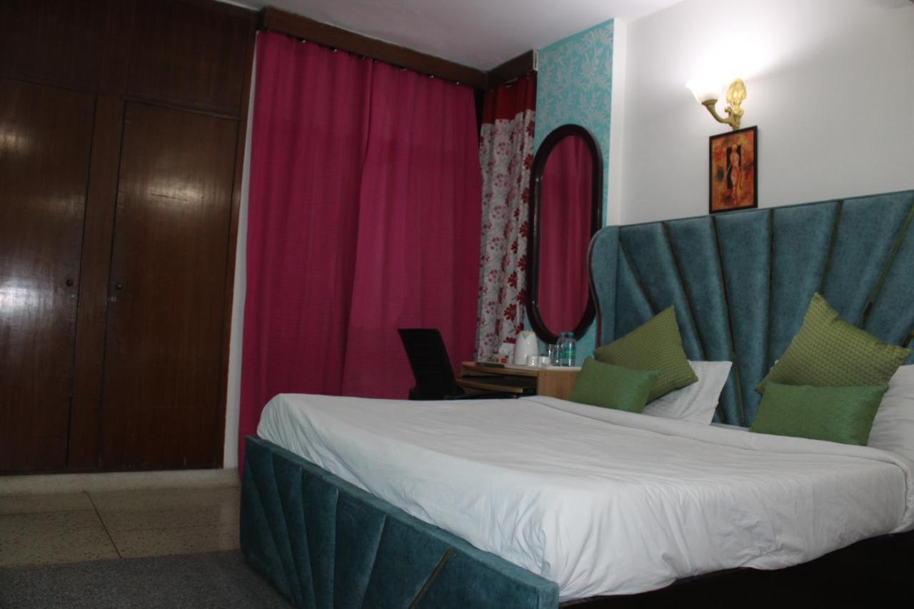 Awasthi Kozi Stays B&B - Closest To Vfs New Delhi Exterior photo