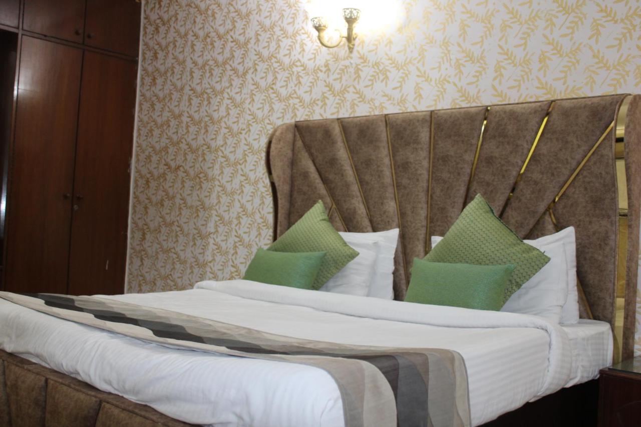 Awasthi Kozi Stays B&B - Closest To Vfs New Delhi Exterior photo