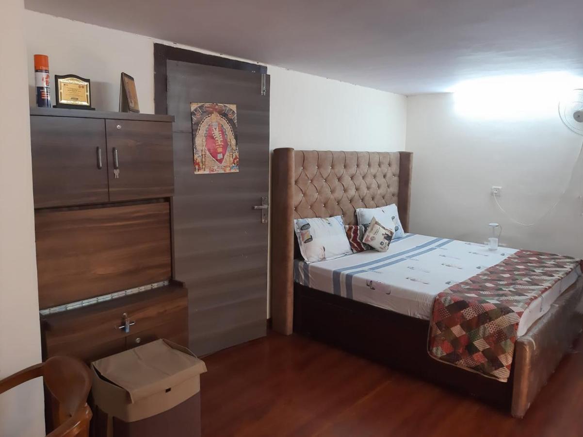 Awasthi Kozi Stays B&B - Closest To Vfs New Delhi Exterior photo